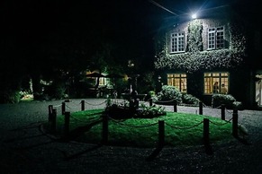 Howfield Manor Hotel