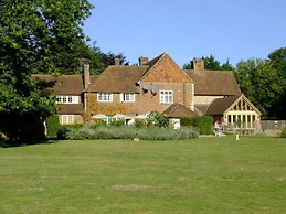Howfield Manor Hotel