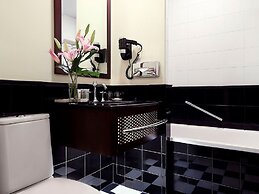 Copthorne King's Hotel Singapore on Havelock