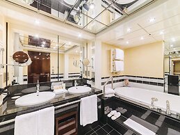 Pullman Berlin Schweizerhof