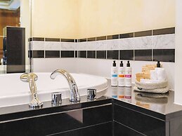 Pullman Berlin Schweizerhof