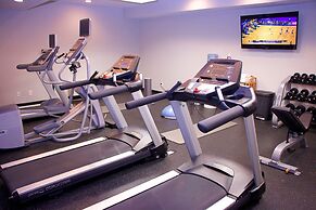 Holiday Inn Express & Suites Fort Pierre by IHG