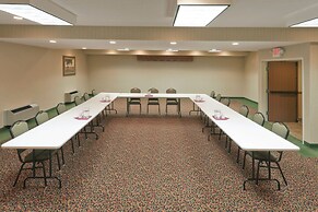 Holiday Inn Express & Suites Fort Pierre by IHG