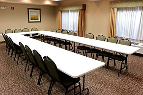 Holiday Inn Express & Suites Fort Pierre by IHG