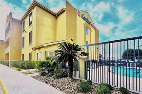 Comfort Suites Westchase Houston Energy Corridor