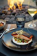 The Gwen, a Luxury Collection Hotel, Michigan Avenue Chicago