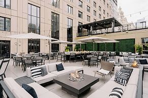 The Gwen, a Luxury Collection Hotel, Michigan Avenue Chicago