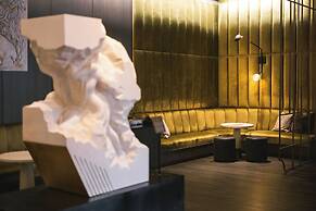 The Gwen, a Luxury Collection Hotel, Michigan Avenue Chicago