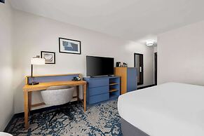 Country Inn & Suites by Radisson, LSU/Medical Corridor