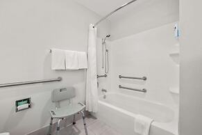 Country Inn & Suites by Radisson, LSU/Medical Corridor