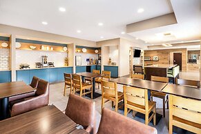 Country Inn & Suites by Radisson, LSU/Medical Corridor