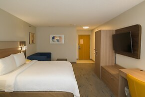 Holiday Inn Express & Suites Alliance by IHG
