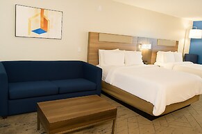 Holiday Inn Express & Suites Alliance by IHG