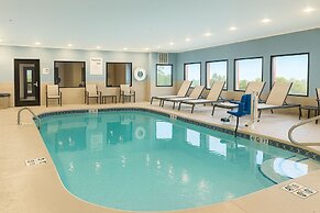 Holiday Inn Express & Suites Alliance by IHG