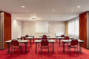 Amedia Frankfurt Russelsheim Trademark Collection by Wyndham