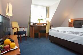 Amedia Frankfurt Russelsheim Trademark Collection by Wyndham