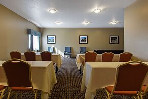 Ramada by Wyndham Glendale Heights/Lombard