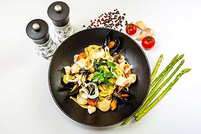 Radisson Blu Hotel, Muscat