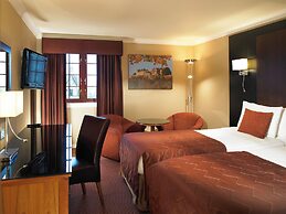 The Stirling Highland Hotel