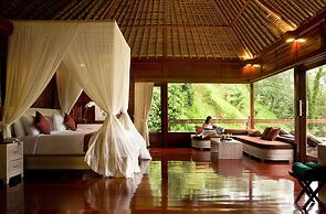 Kupu Kupu Barong Villas and Tree Spa by L'OCCITANE