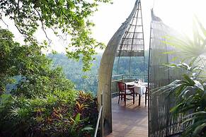 Kupu Kupu Barong Villas and Tree Spa by L'OCCITANE