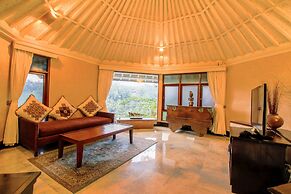 Kupu Kupu Barong Villas and Tree Spa by L'OCCITANE