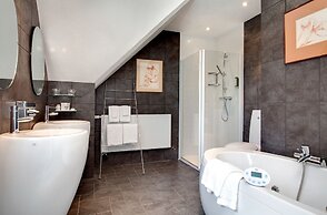 La Cheneaudiere - Hôtel Spa - Relais & Châteaux