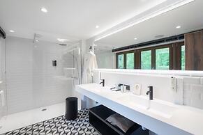 La Cheneaudiere - Hôtel Spa - Relais & Châteaux