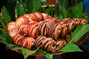 Le Bora Bora by Pearl Resorts