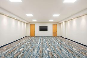 Embassy Suites by Hilton Dorado del Mar Beach Resort