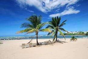 Embassy Suites by Hilton Dorado del Mar Beach Resort