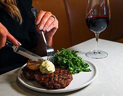 Mystic Marriott Hotel and Spa