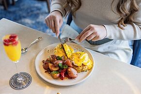 Mystic Marriott Hotel and Spa