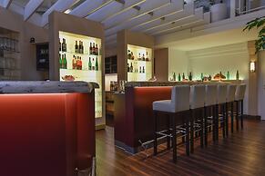 Atrium Hotel Amadeus