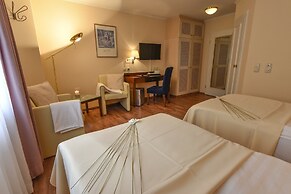 Atrium Hotel Amadeus