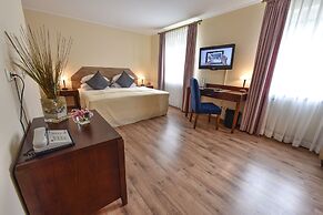 Atrium Hotel Amadeus