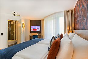 Atrium Hotel Amadeus