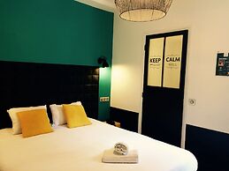 Arty Paris Porte de Versailles by River - Hostel