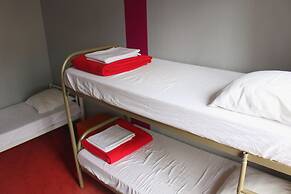 Arty Paris Porte de Versailles by River - Hostel