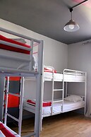 Arty Paris Porte de Versailles by River - Hostel