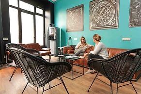 Arty Paris Porte de Versailles by River - Hostel