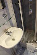 Arty Paris Porte de Versailles by River - Hostel