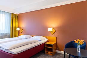 Good Morning + Berlin City East