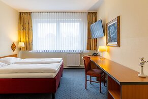 Good Morning + Berlin City East