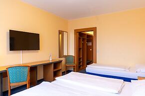 Good Morning + Berlin City East