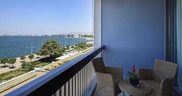 Makedonia Palace
