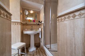 The Inn at the Spanish Steps