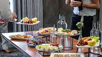 Ettington Park Hotel