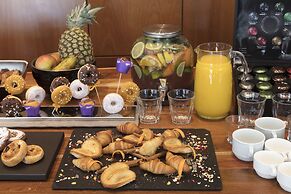 Abba Sants Hotel