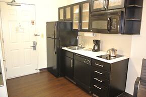 Candlewood Suites Washington-Fairfax by IHG